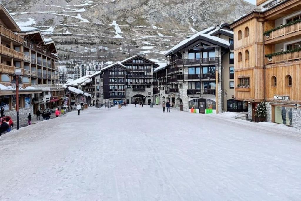 Central 3 Bedroom Chalet With Balcony Val-dʼIsère Εξωτερικό φωτογραφία